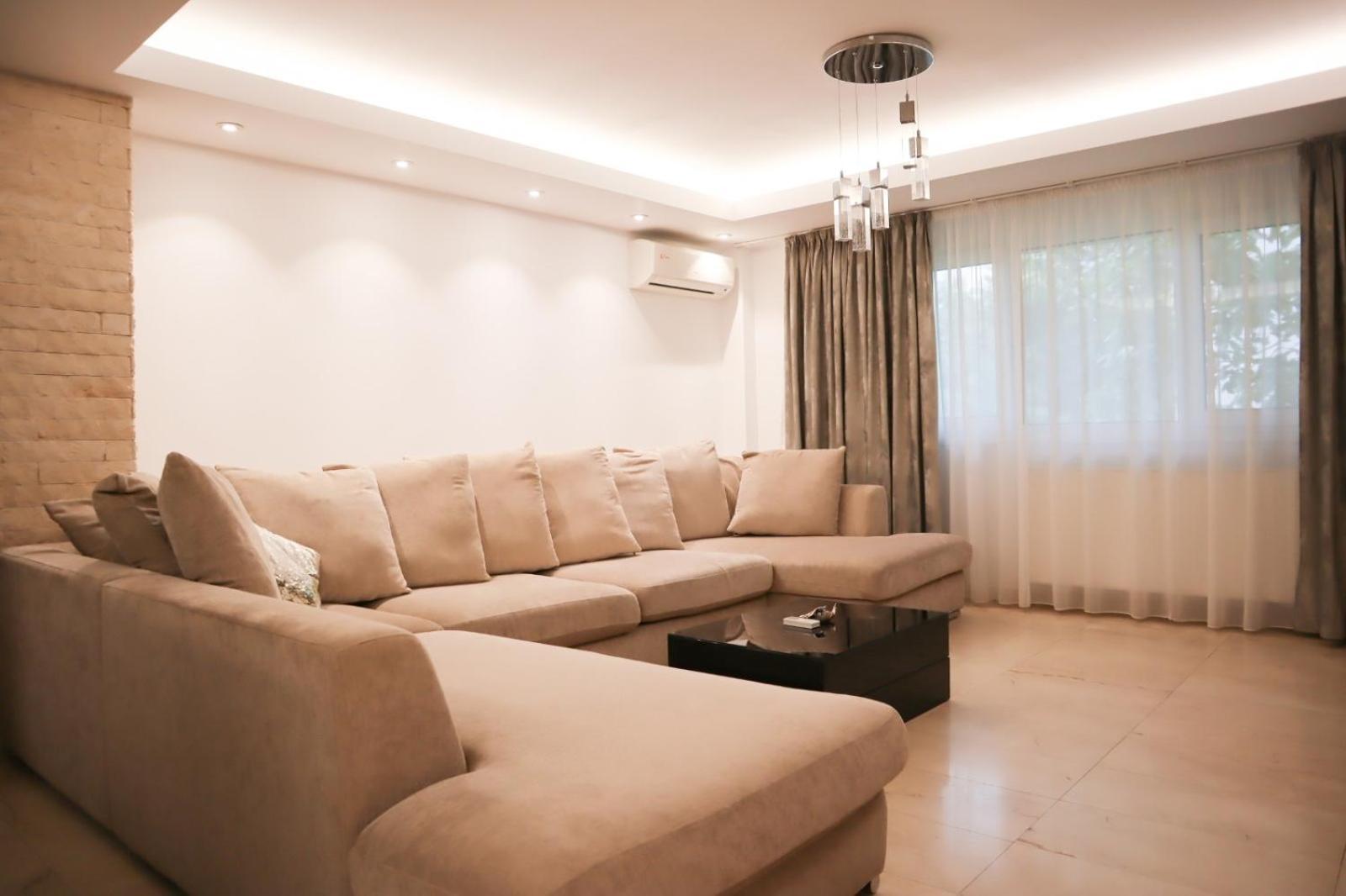 Central Apartament Bulevardul Decebal Bukarest Exteriör bild