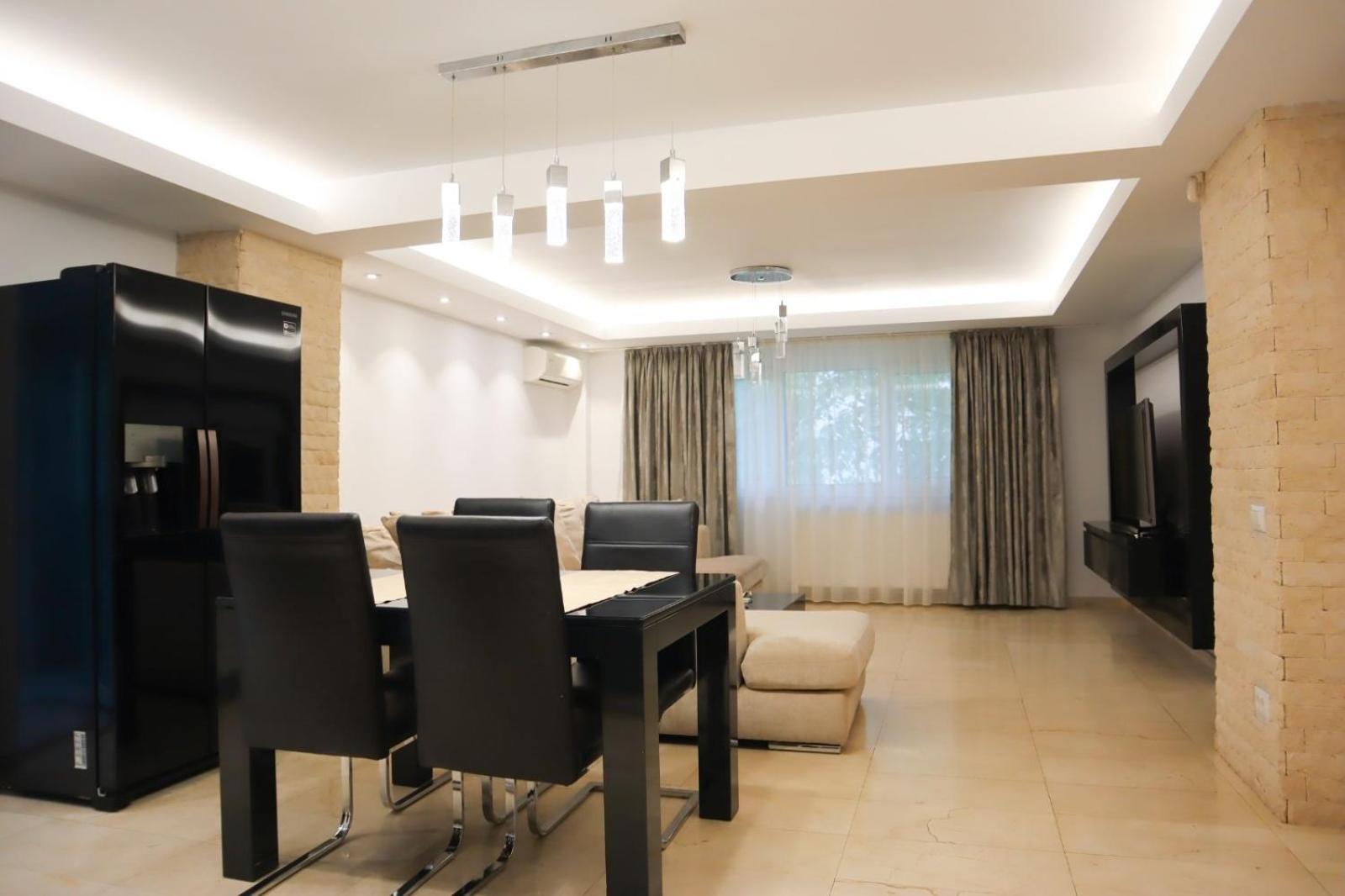 Central Apartament Bulevardul Decebal Bukarest Exteriör bild
